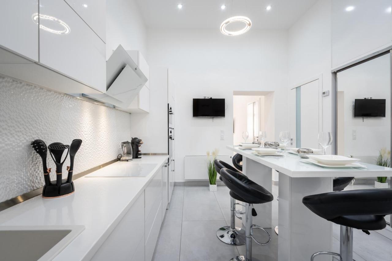 Opera Luxury Apartment With Free Parking Budapest Extérieur photo