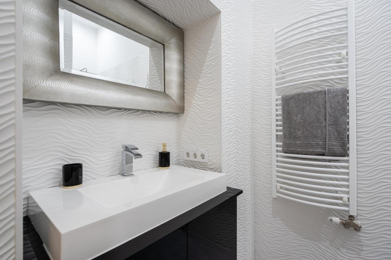 Opera Luxury Apartment With Free Parking Budapest Extérieur photo