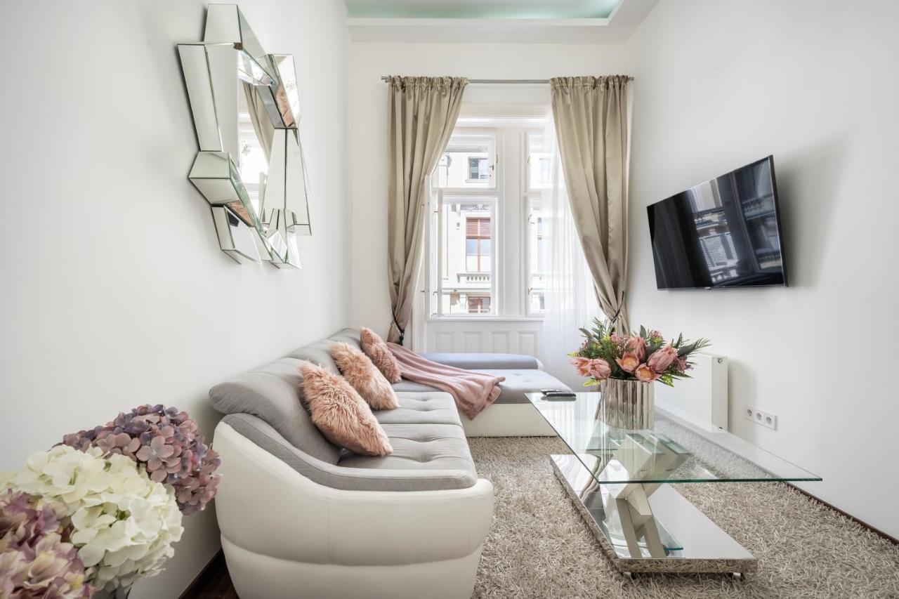 Opera Luxury Apartment With Free Parking Budapest Extérieur photo